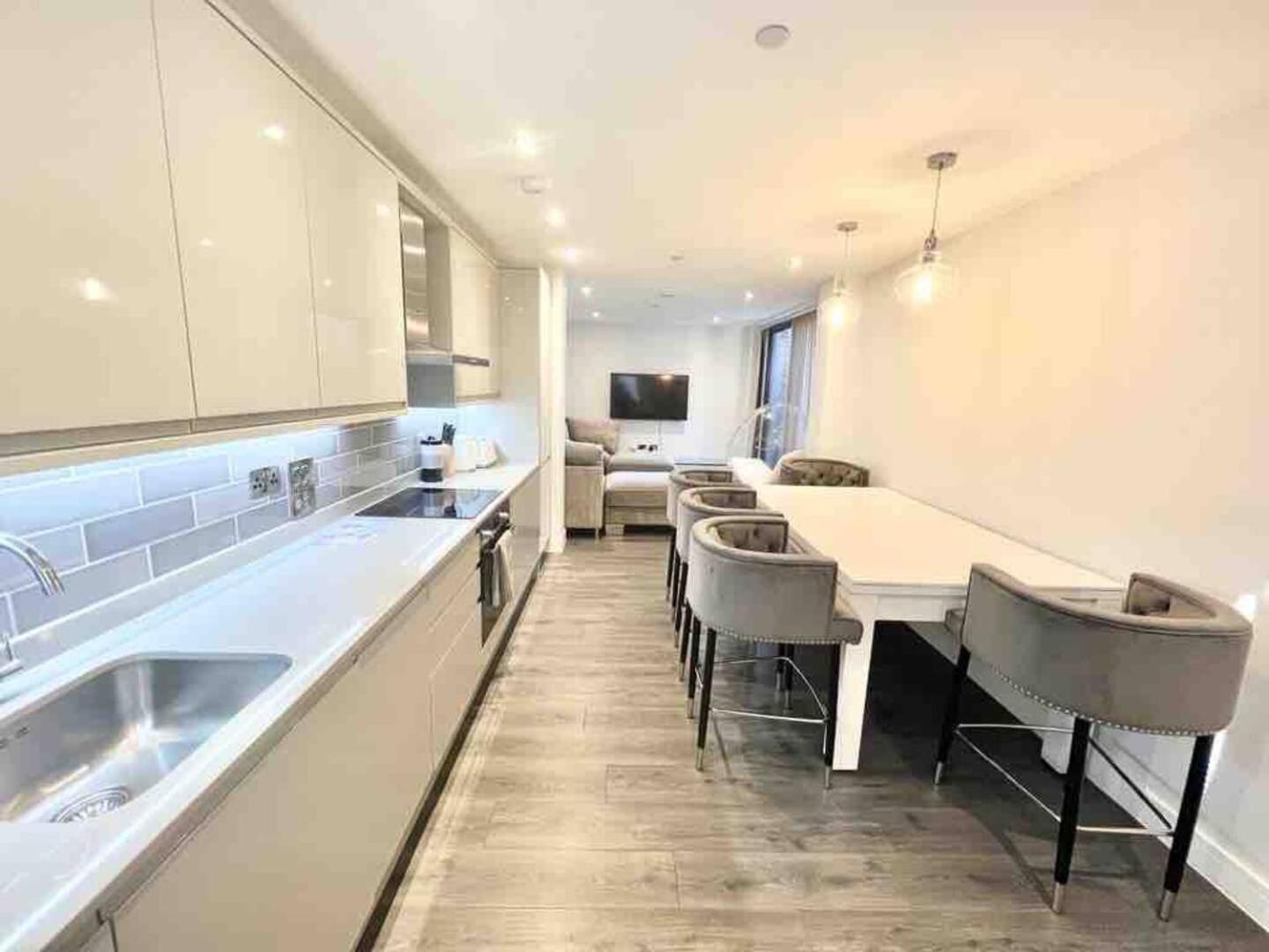 D&D Luxury Apartments Stanmore  Extérieur photo