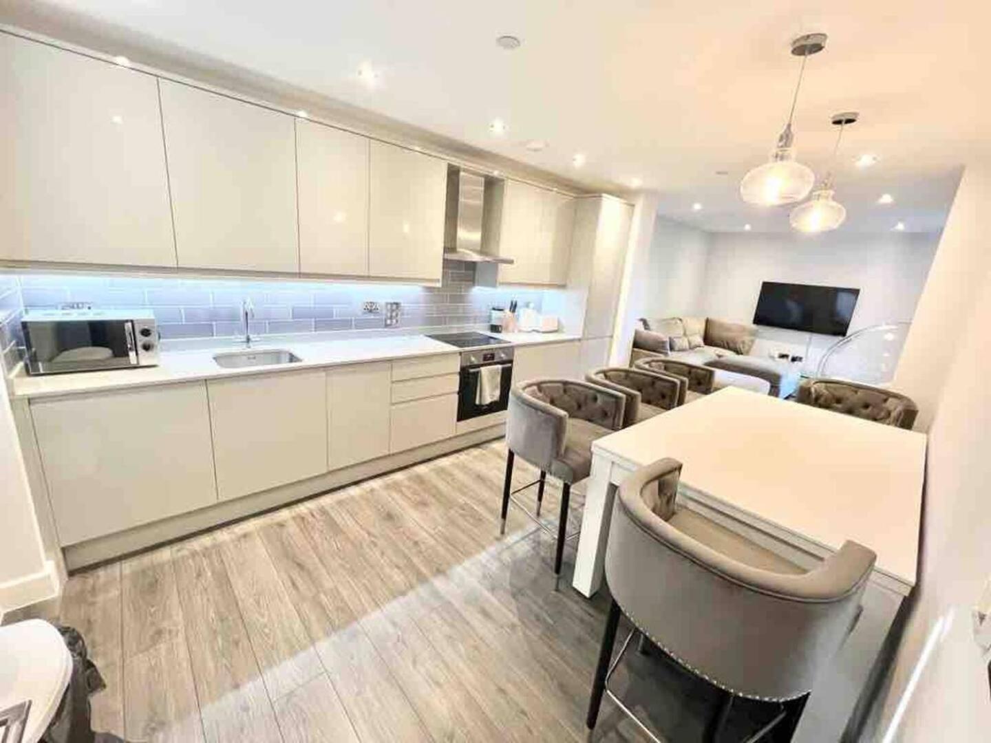 D&D Luxury Apartments Stanmore  Extérieur photo
