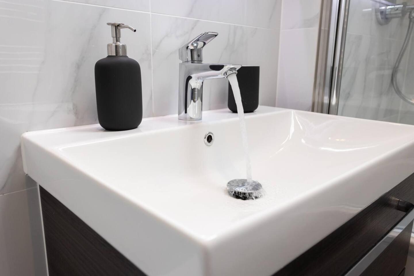 D&D Luxury Apartments Stanmore  Extérieur photo